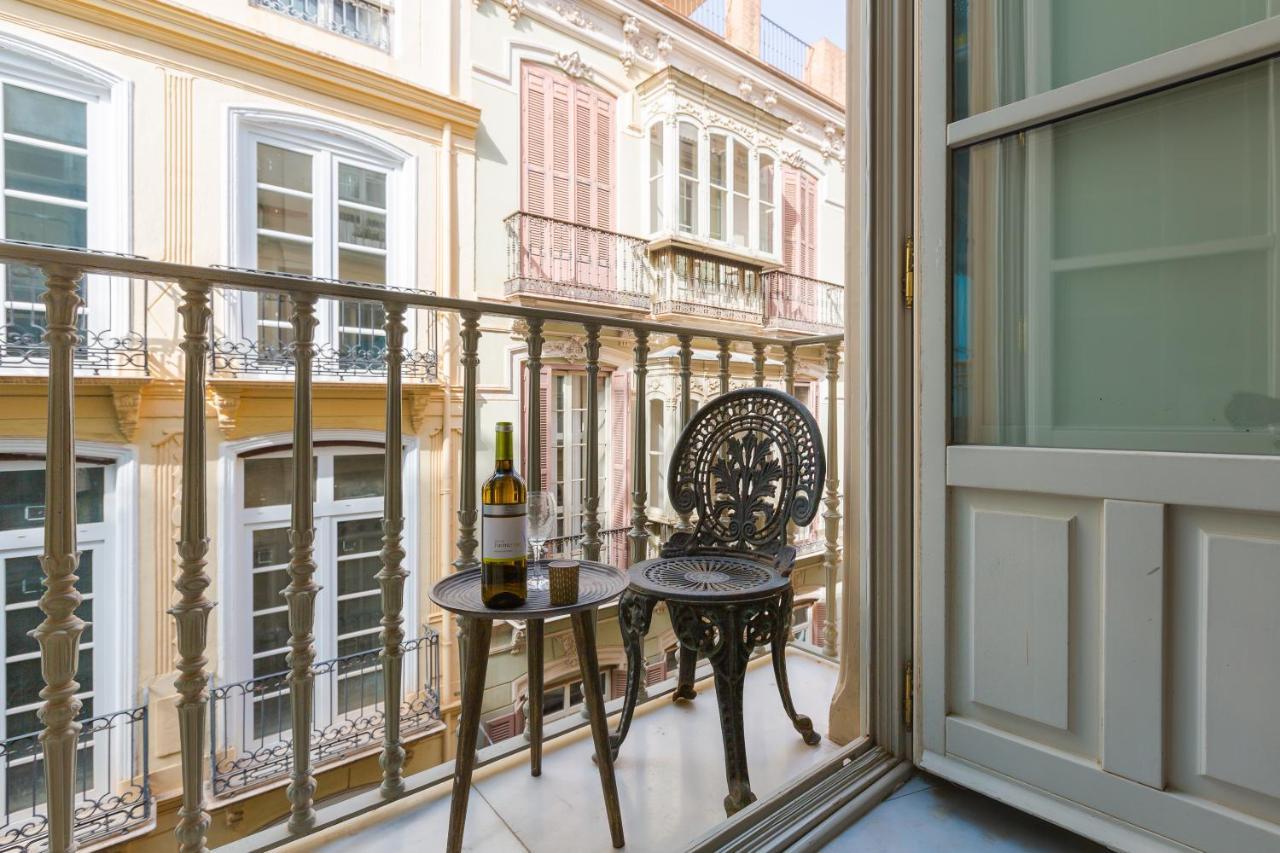 Apartamento Balcones De Larios: Beautiful Balconies Next To Plaza De La Constitucion Málaga Exterior foto